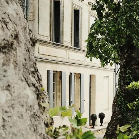 Guest house La Maison Reverdi Lamarque