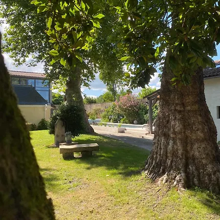 Guest house La Maison Reverdi Lamarque