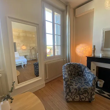 Guest house La Maison Reverdi Lamarque