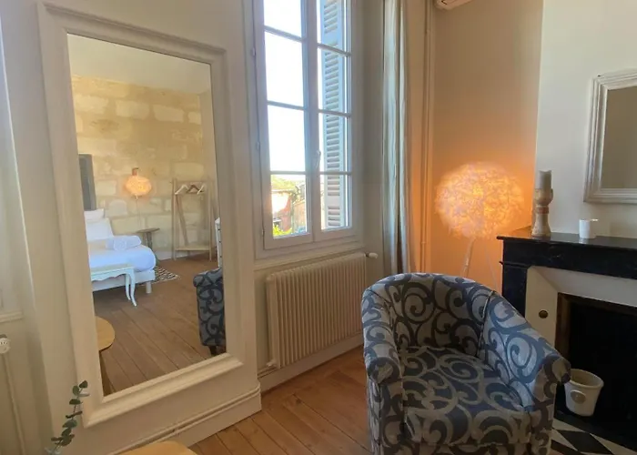 Guest house La Maison Reverdi Lamarque